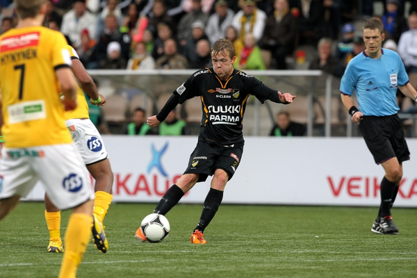 t_makijarviantti2012b