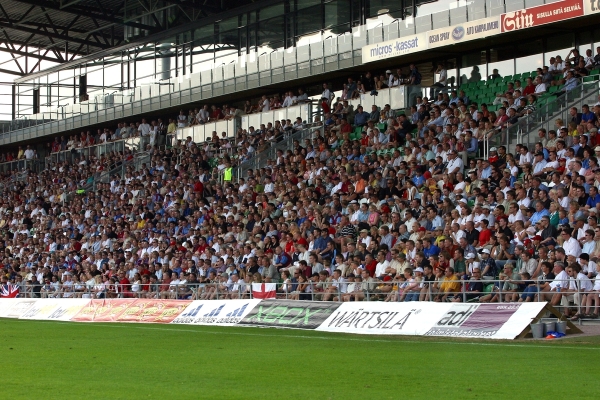 t_veritasstadion2003