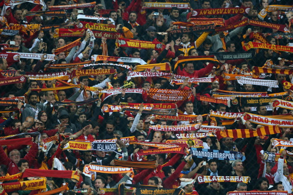 getty_galatasarayfans20130410