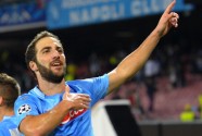 getty_higuaingonzalo20131123