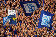 getty_schalkefans20131102