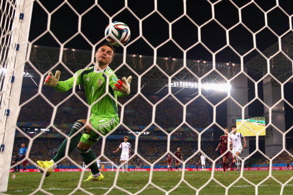 getty_venäjäetelä-korea20140617