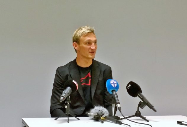 pm_hyypiasami200140616