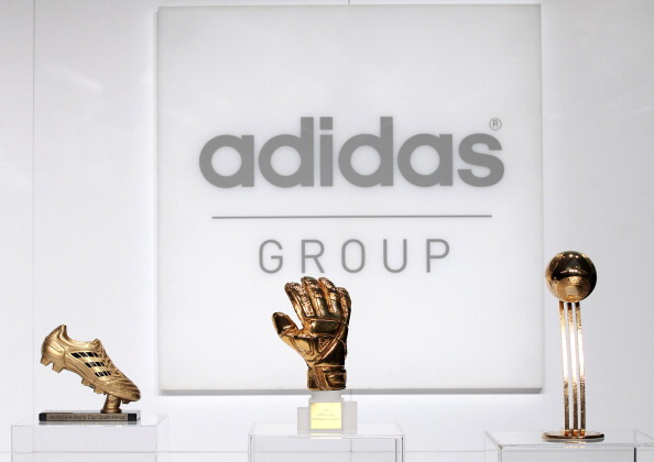 getty_fifapalkinnotgoldenballgloveboot20101210