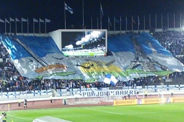 kl_huuhkajattifoKreikka20141011