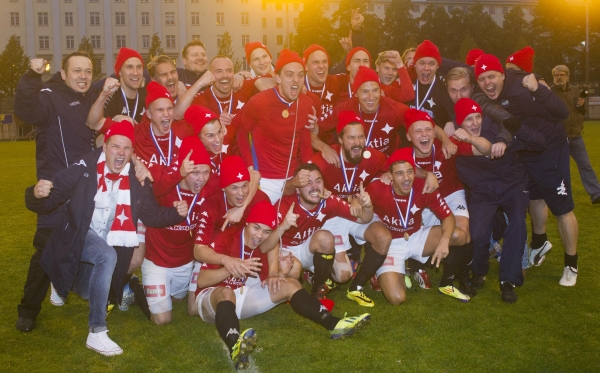 t_hifknousuveikkausliiga2014