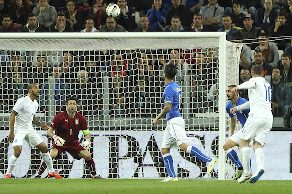 getty_rooneywayne20150331