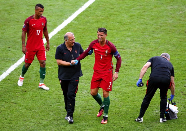 getty_ronaldocristianoemfinaaliitku20160710