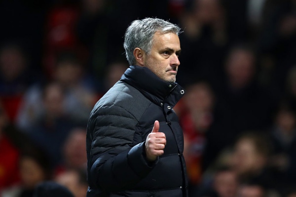 getty_mourinhojosemanu20170110
