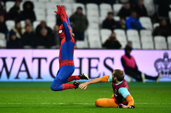 getty_westhamspidermanliukutaklaus20170106