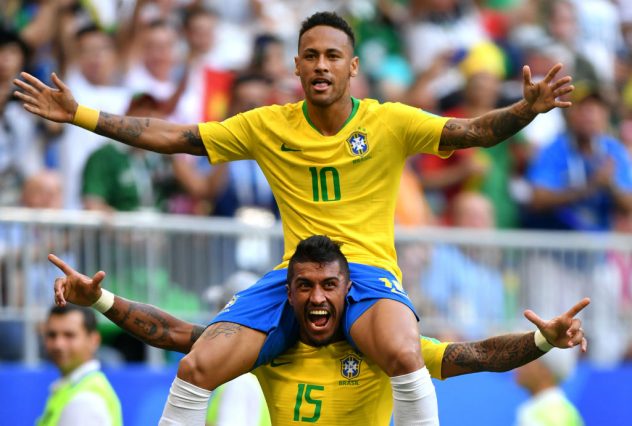 getty_neymarpaulinho20180702