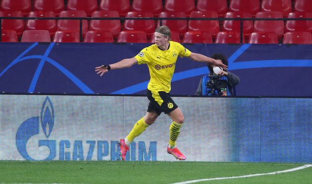 Sevilla FC v Borussia Dortmund – UEFA Champions League Round Of 16 Leg One