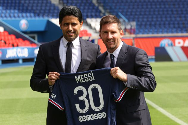 Lionel Messi – Presentation at Paris Saint-Germain