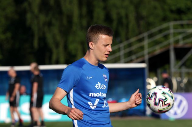 Huuhkajat Terijoella