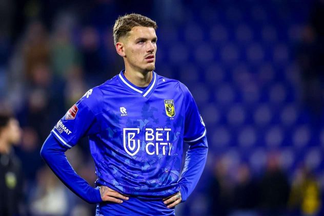 aop_vanDuivenboodenSimon30.3B18NY8