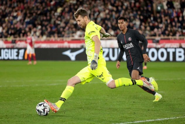 aop_HradeckyLukas20261503