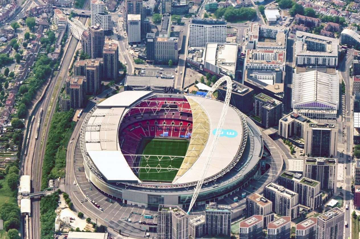 Jalkapallon EM-kisat 2028: Lontoossa sijaitseva Wembley toimii turnauksen päänäyttämönä.